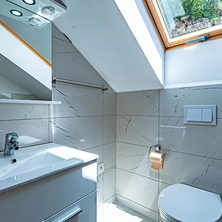 5 Bedroom Gorgeous In 펜션