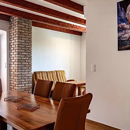 Pet Friendly In Viganj
