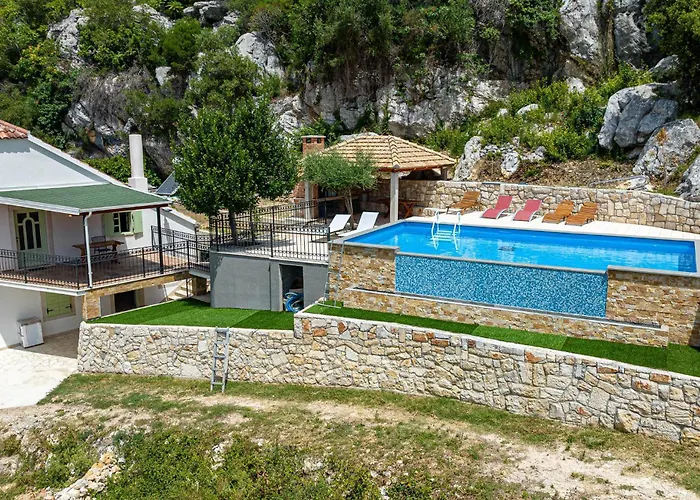 5 Bedroom Gorgeous In بيت للعطل فيغاني