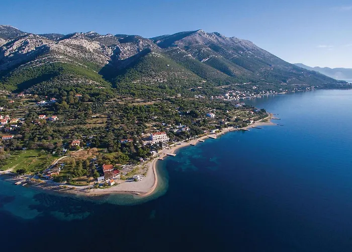 5 Bedroom Gorgeous In بيت للعطل *