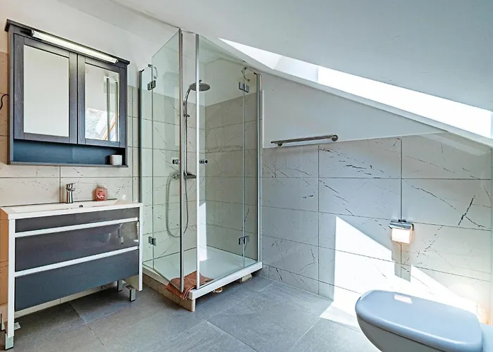 5 Bedroom Gorgeous In بيت للعطل فيغاني